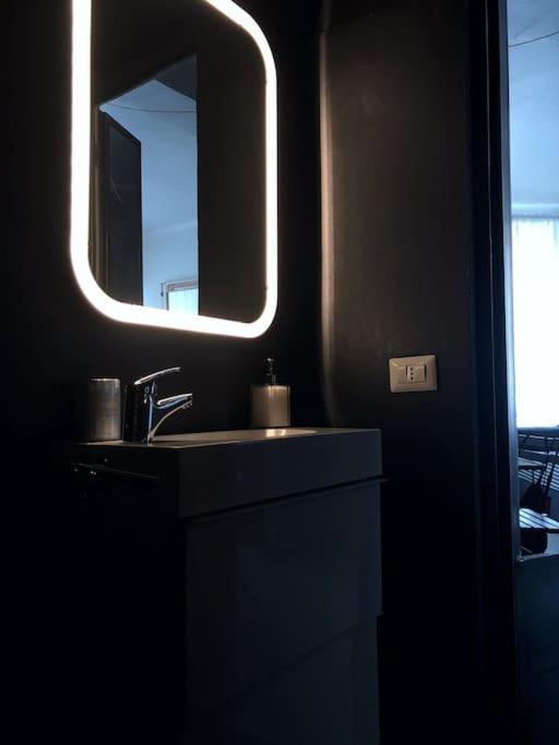 Апартаменты Brera Luxury Cozy Flat! Милан Экстерьер фото